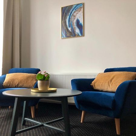 Pension Drei Rosen Karlovy Vary Extérieur photo