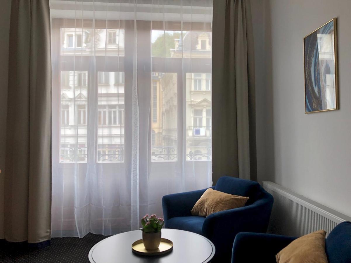 Pension Drei Rosen Karlovy Vary Extérieur photo