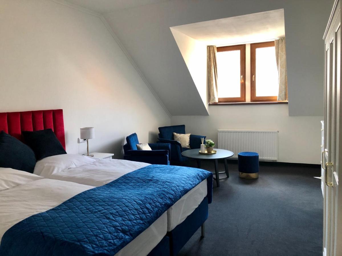Pension Drei Rosen Karlovy Vary Extérieur photo